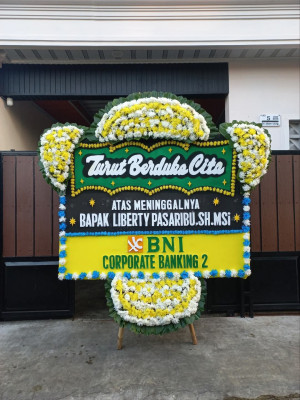 Papan Bunga Duka di Buton Utara